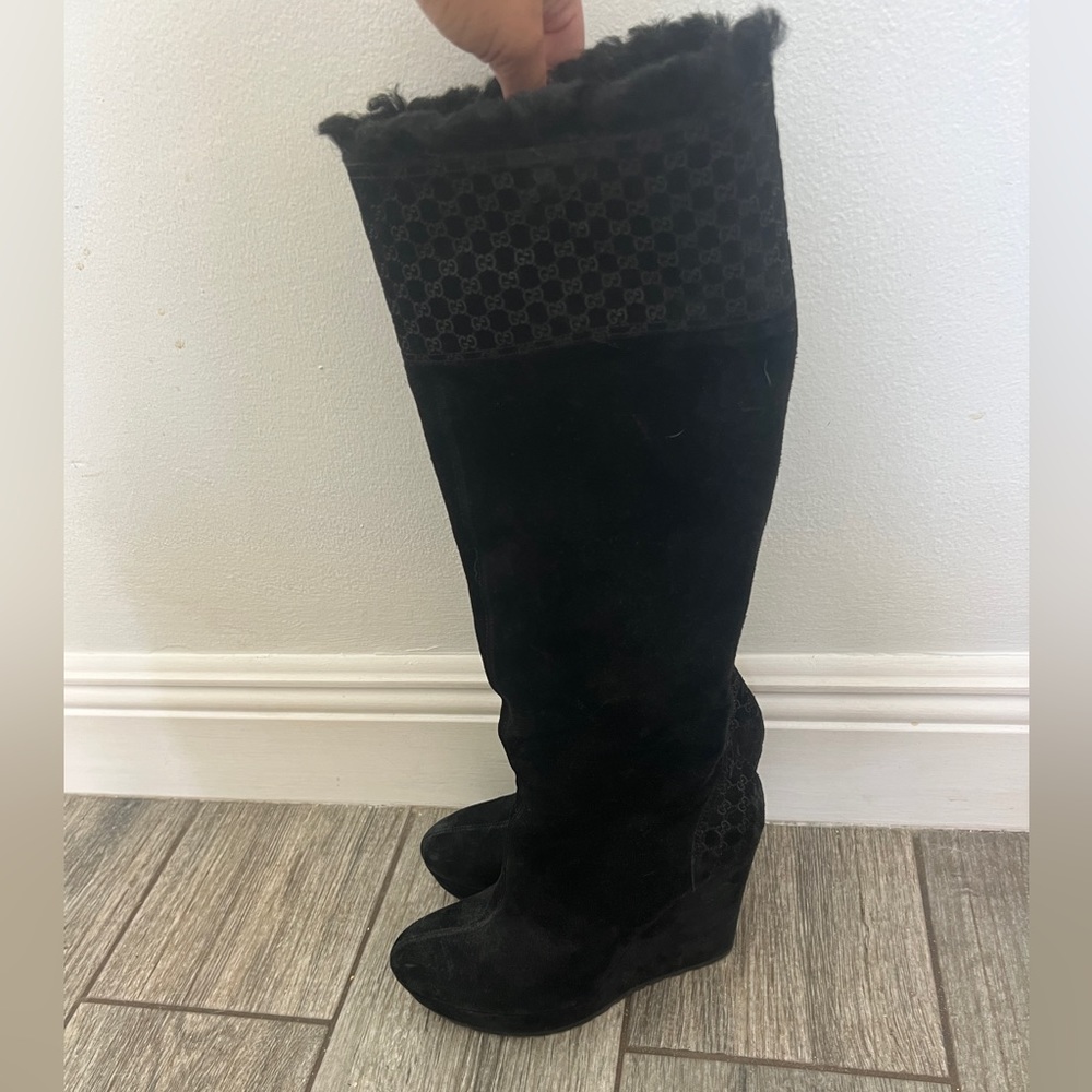 Gucci Courtney gf black knee high shearling boots